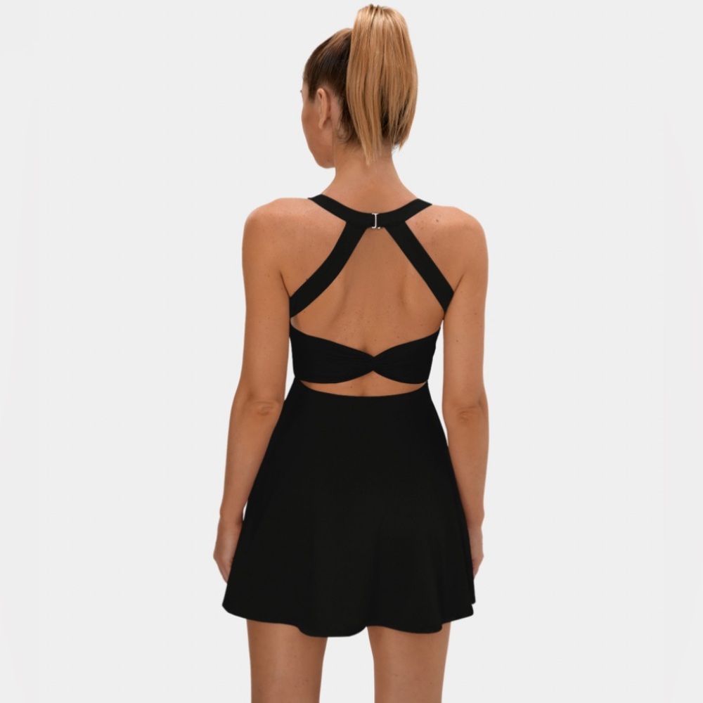 🔥SIZE XS BACKLESS TWISTED ACTIVE DRESS BRAND NEW🔥